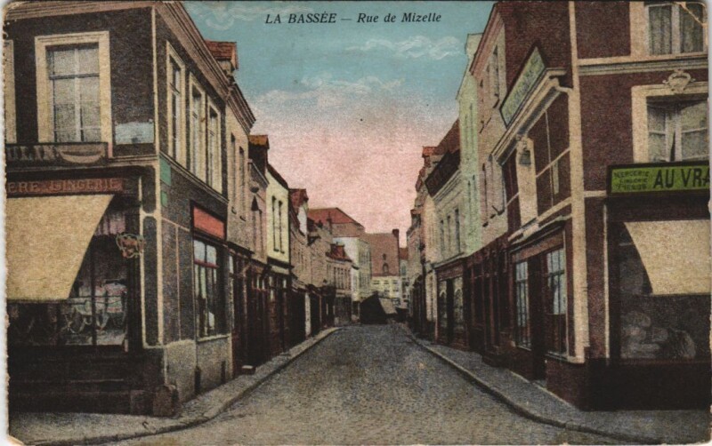 Carte postale ancienne La Bassee - Rue de Mizelle à La Bassée