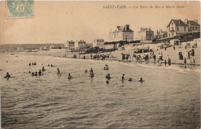 Carte postale ancienne Saint-Pair-Les Bains de Mer a Marée haute