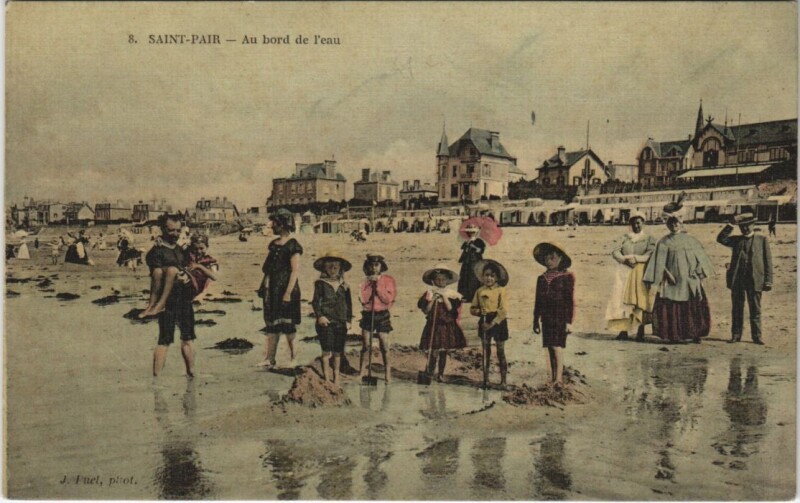 Carte postale ancienne Saint-Pair-Au bord de l'eau