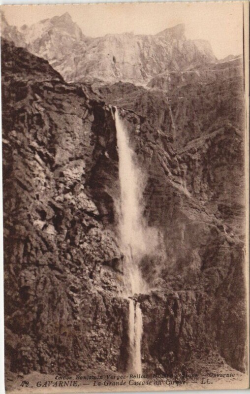 Carte postale ancienne Gavarnie - Le Grande Cascade du Cirque