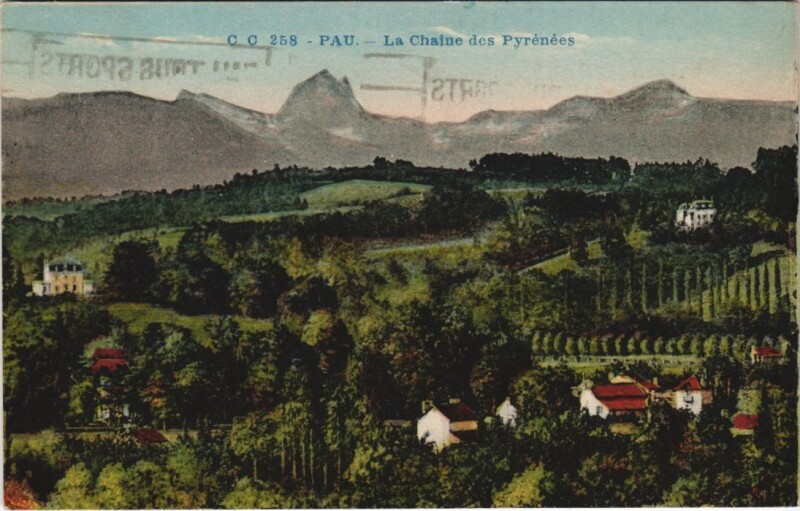 Carte postale ancienne Pau - La Chaine des Pyrenées à Pau