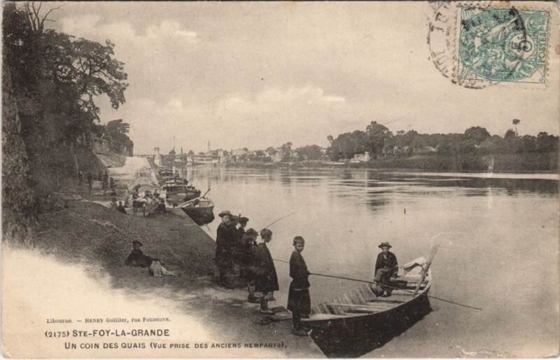 Carte postale ancienne Sainte-Foy-la-Grande-un coin des Quais à Sainte-Foy-la-Grande