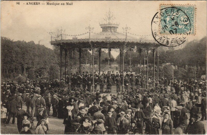 Carte postale ancienne Angers-Mosique au Mail à Angers