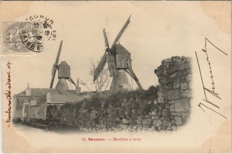 Carte postale ancienne Saumur Moulins a vent à Saumur