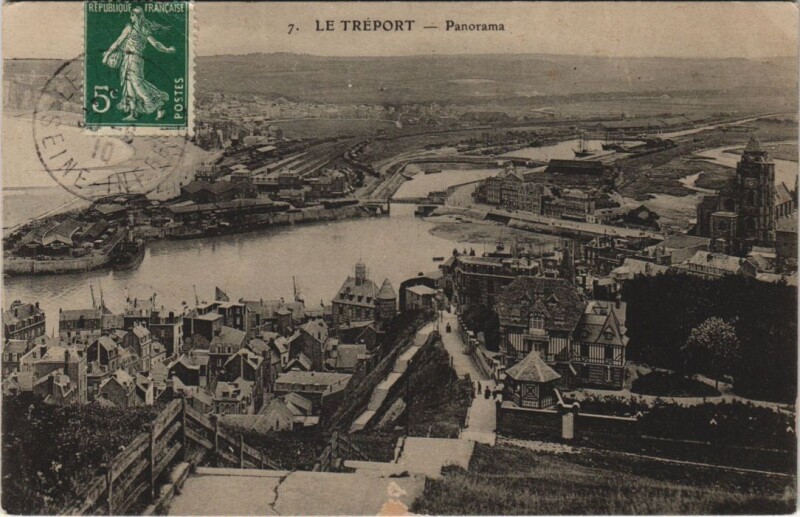 Carte postale ancienne Le Treport Panorama