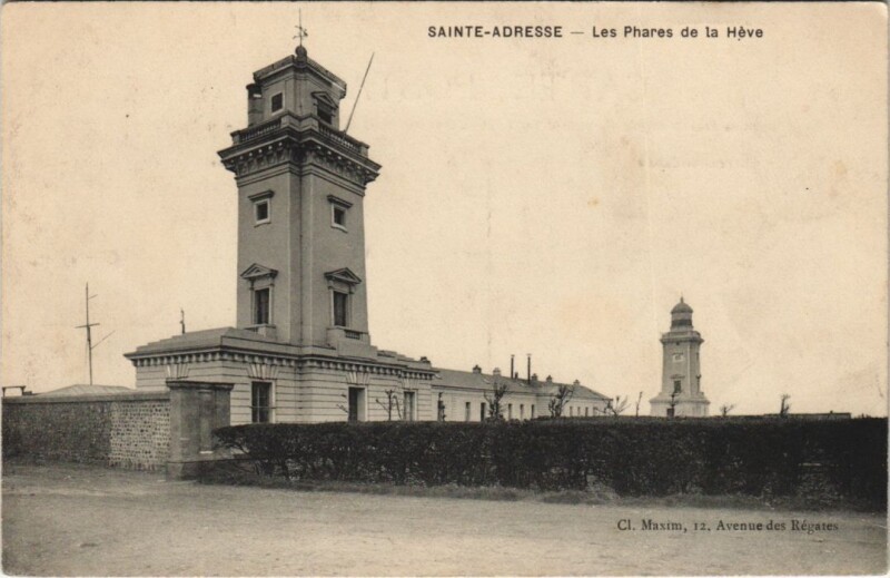 Carte postale ancienne Sainte-Adresse - Les Phares de la Heve à Sainte-Adresse