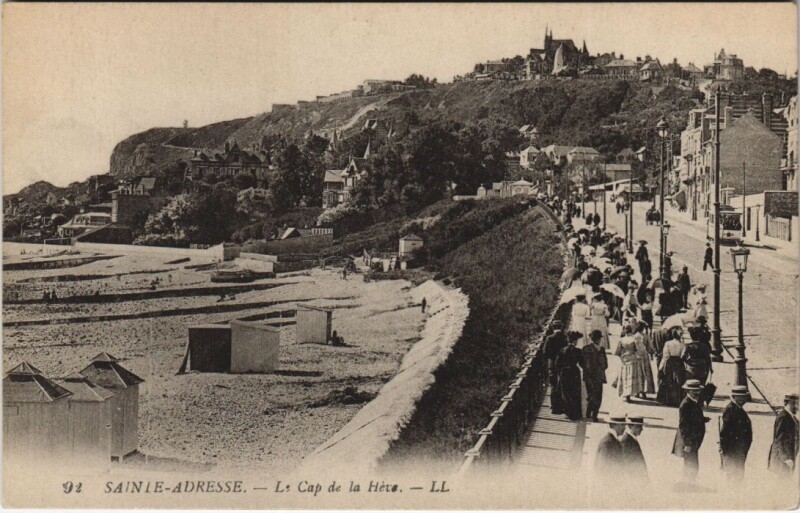 Carte postale ancienne Sainte-Adresse - Le Cap de la Heve à Sainte-Adresse