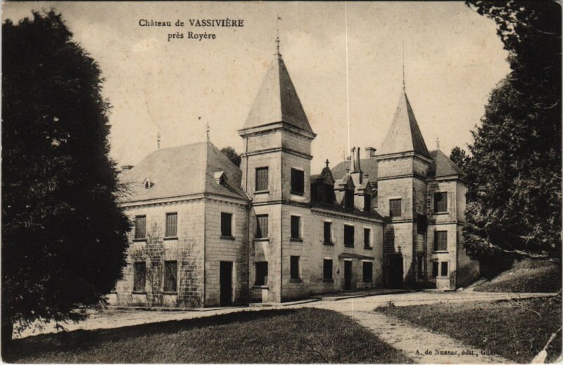Carte postale ancienne Chateau de Vassiviere pres Royere France