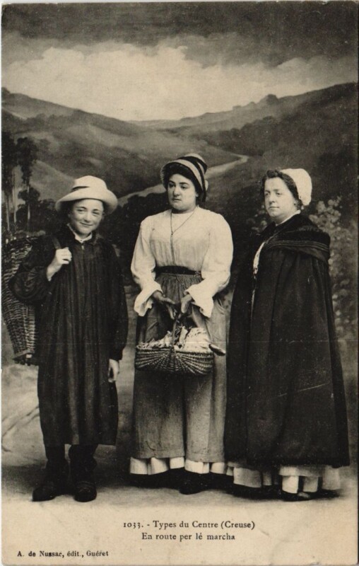 Carte postale ancienne Types du Centre France