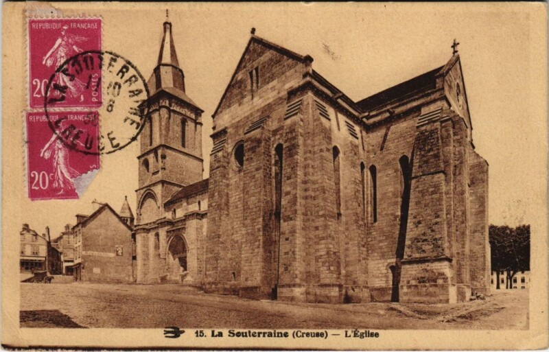 Carte postale ancienne La Souterraine L'Eglise France à La Souterraine