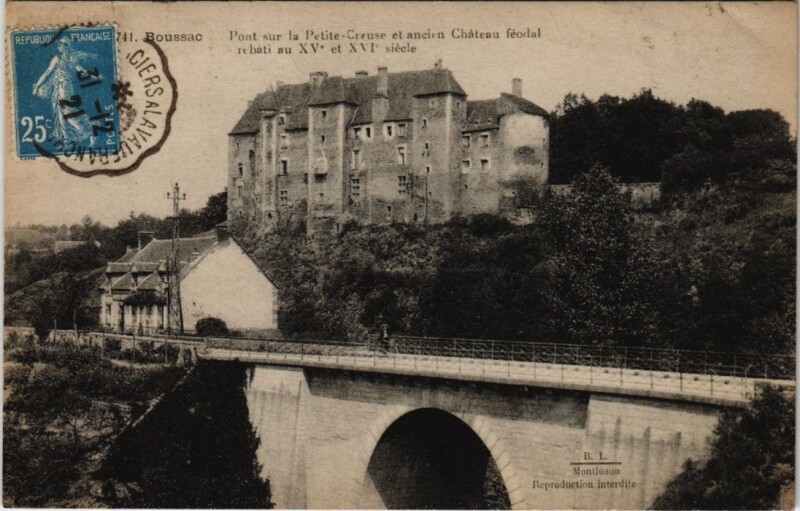 Carte postale ancienne Boussac Pont sur la Petite Creuse et le Chateau France à Boussac
