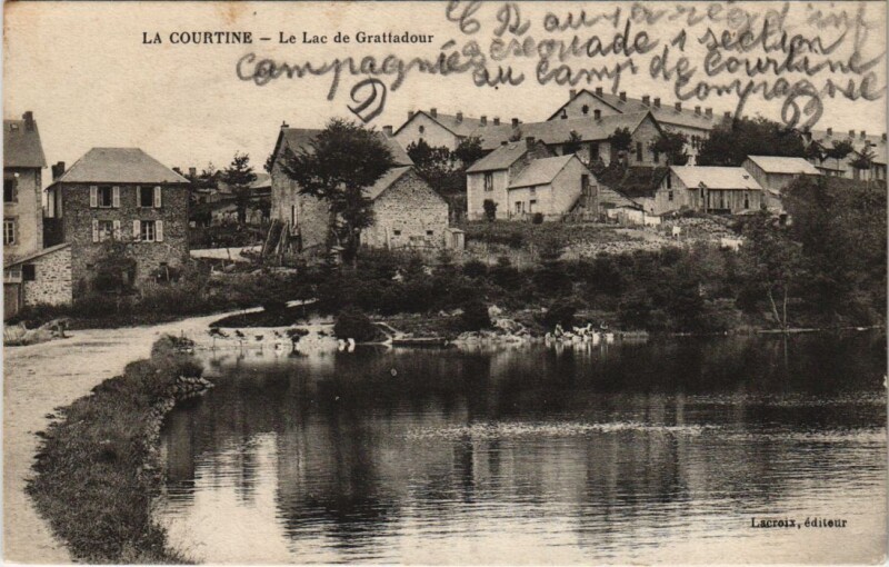 Carte postale ancienne La Courtine Le Lac de Grattadour France à La Courtine
