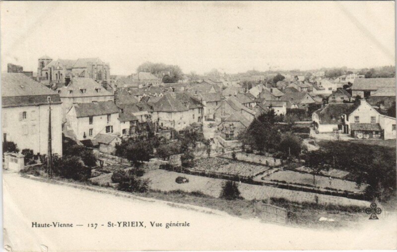 Carte postale ancienne Saint-Yrieix Vue générale