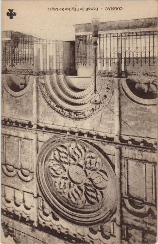Carte postale ancienne Cognac- Portail de l'Eglise Saint-Leger France à Cognac