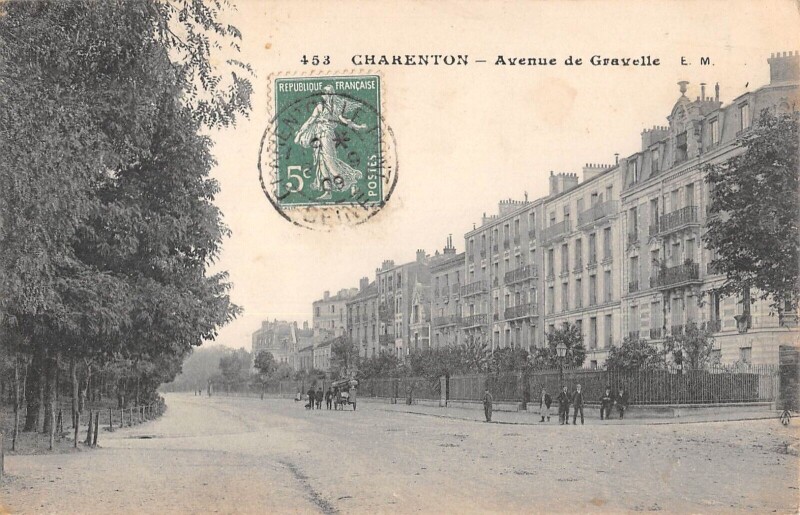 Carte postale ancienne Charenton - Avenue De Gravelle