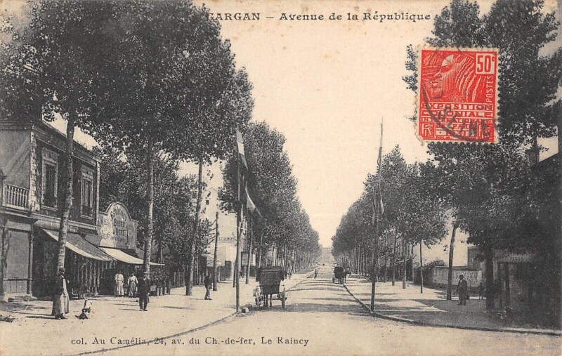 Carte postale ancienne Gargan - Avenue De La Republique