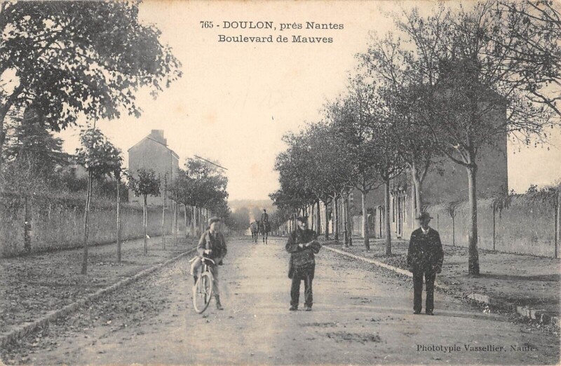 Carte postale ancienne Doulon Pres Nantes - Boulevard De Mauves à Nantes