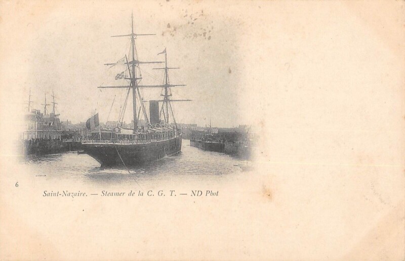 Carte postale ancienne Saint Nazaire - Steamer De La C.G.T. à Saint-Nazaire