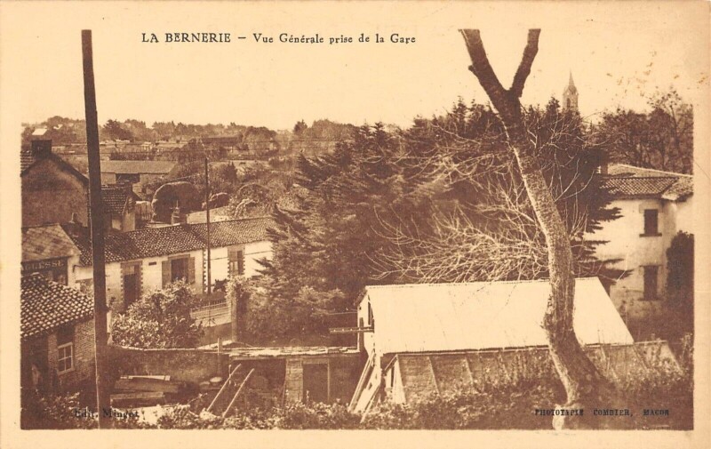 Carte postale ancienne La Bernerie - Vue Generale Prise De La Gare