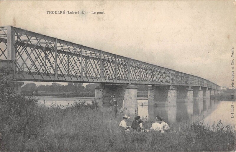 Carte postale ancienne Thouare - Le Pont