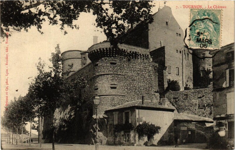 Carte postale ancienne Tournon Le Chateau