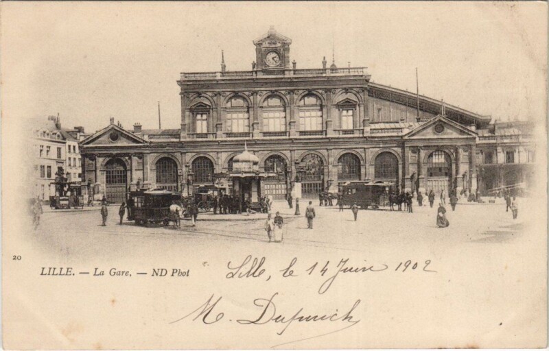 Carte postale ancienne Lille La Gare à Lille