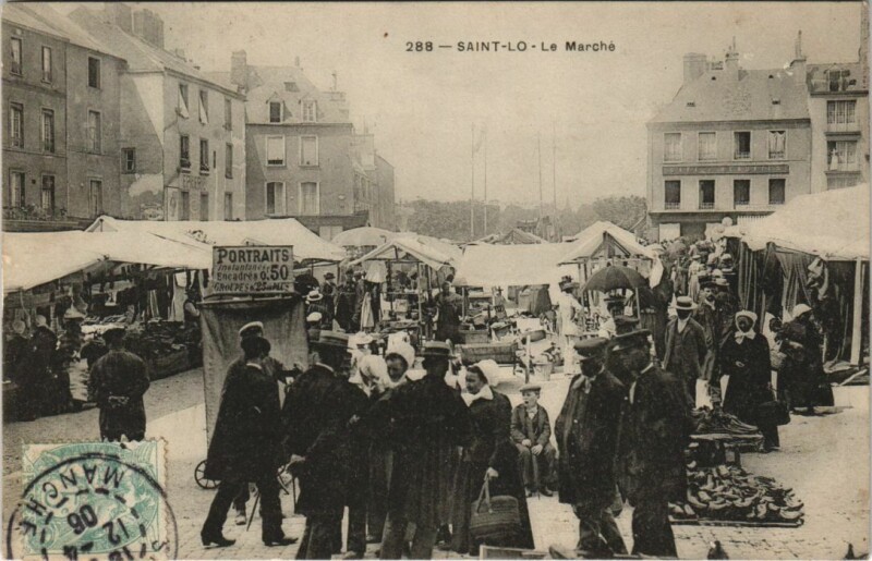 Carte postale ancienne Saint-Lo Le Marché