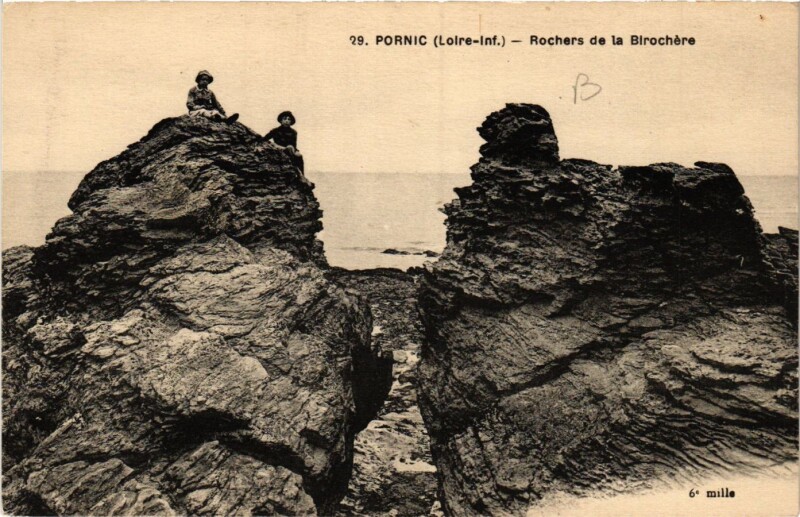 Carte postale ancienne Pornic - Rochers de la Birochere à Pornic