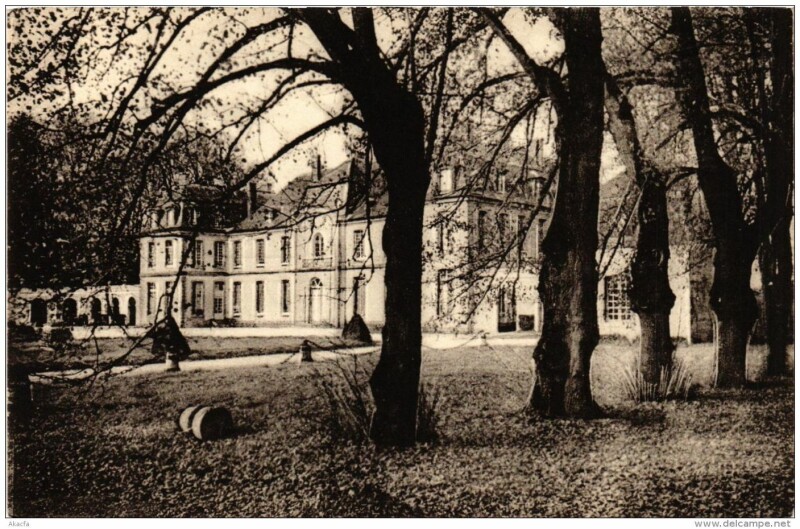 Carte postale ancienne Chateau de La Motte-Tilly pres Nogent-sur-Seine à La Motte-Tilly