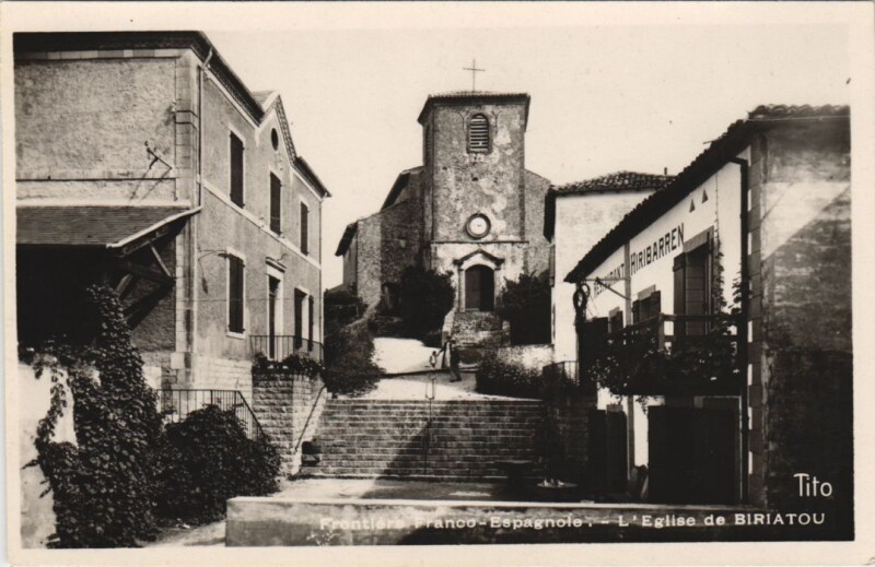 Carte postale ancienne L'Eglise de Biriatou France à Biriatou