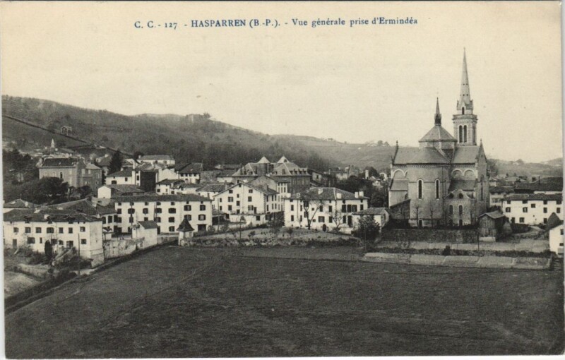 Carte postale ancienne Hasparren Vue Generale France à Hasparren