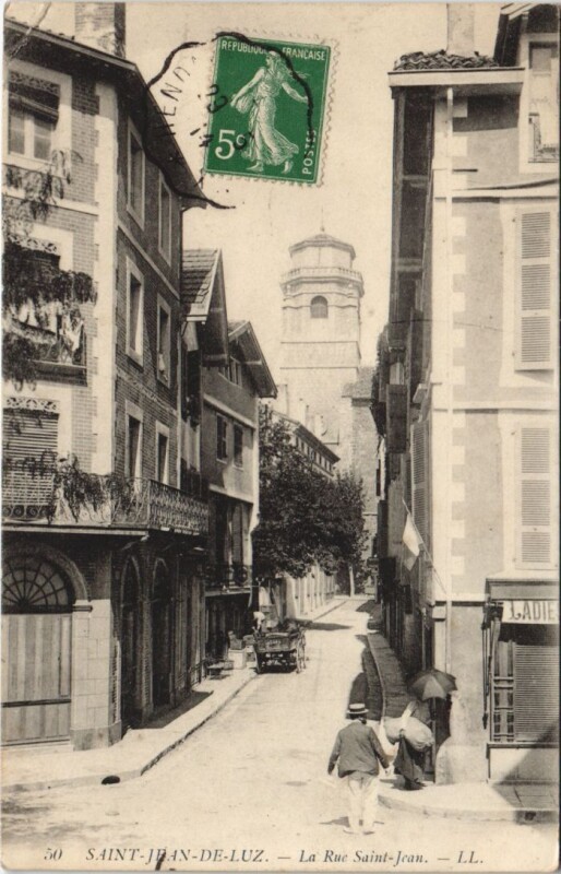Carte postale ancienne Saint Jean de Luz La Rue Saint-Jean France à Saint-Jean-de-Luz