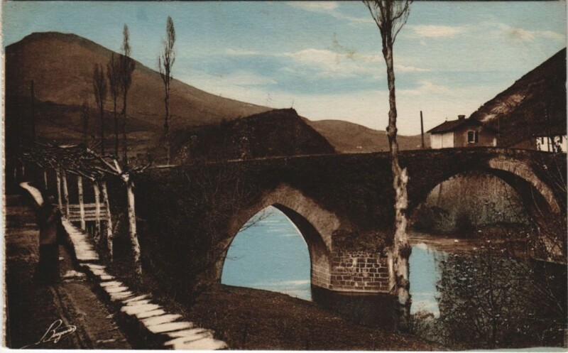 Carte postale ancienne Bidarray Vallee de la Nive, Vieux Pont France à Bidarray