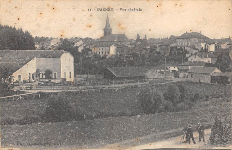 Carte postale ancienne Darney - Vue Generale à Darney