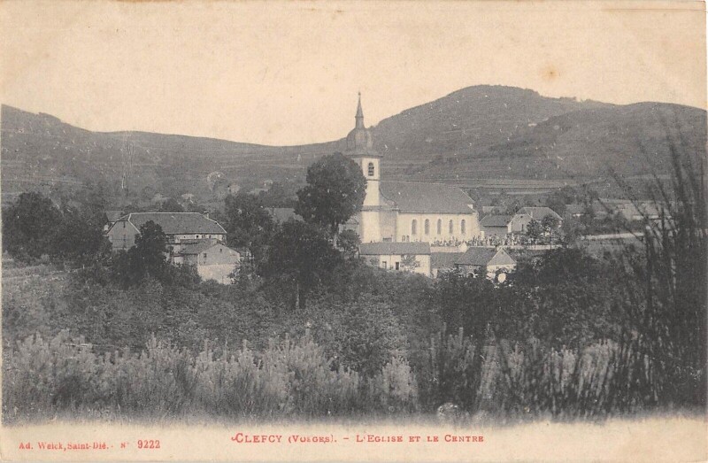 Carte postale ancienne Clefcy - L'Eglise Et Le Centre
