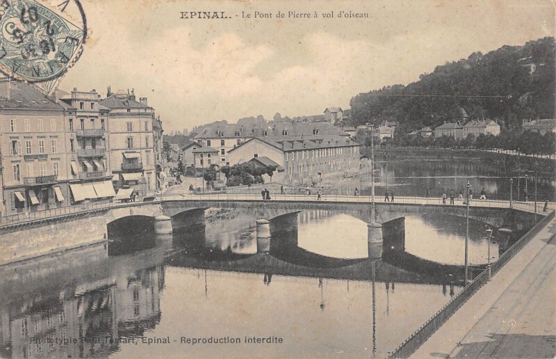 Carte postale ancienne Epinal - Le Pont De Pierre A Vol D'Oiseau à Épinal