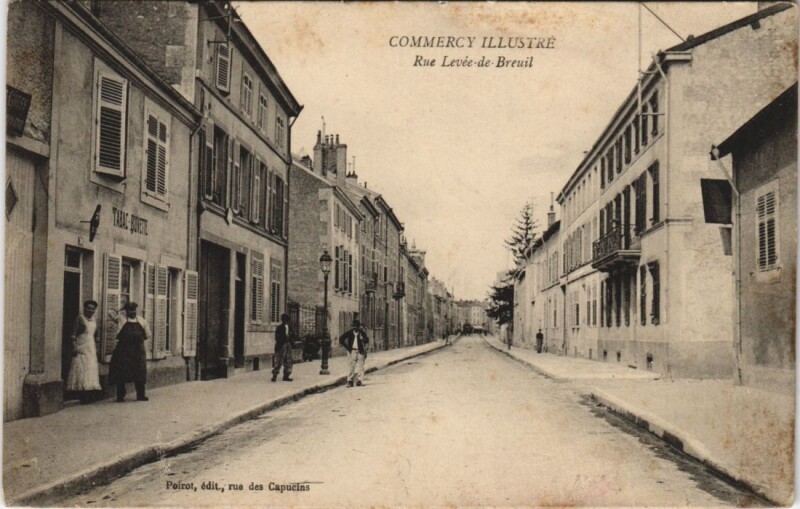 Carte postale ancienne Commercy Illustré Rue Levée de Breuil à Commercy