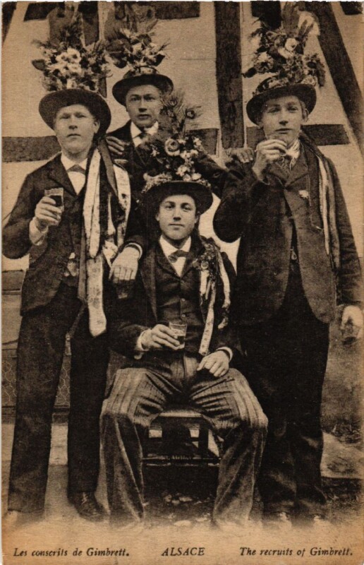 Carte postale ancienne Alsace - Les conscrits de Gimbrett - Folklore - Types