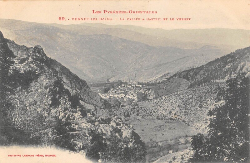 Carte postale ancienne Vernet Les Bains - La Vallee A Casteil Et Le Vernet à Vernet-les-Bains