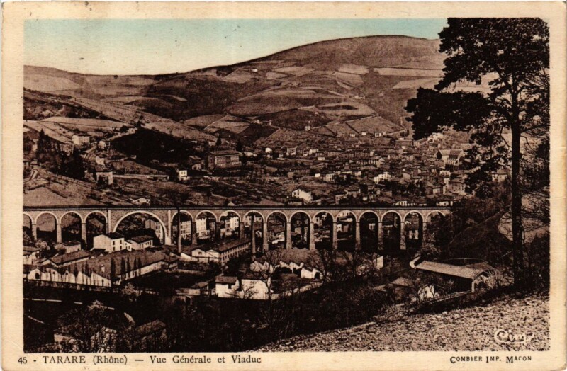 Carte postale ancienne Tarare - Vue générale et Viaduc à Tarare
