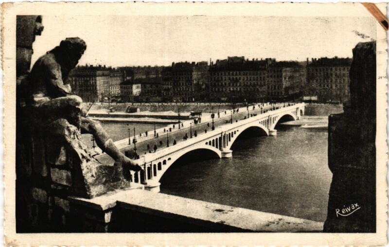 Carte postale ancienne Lyon - Pont Wisson à Lyon