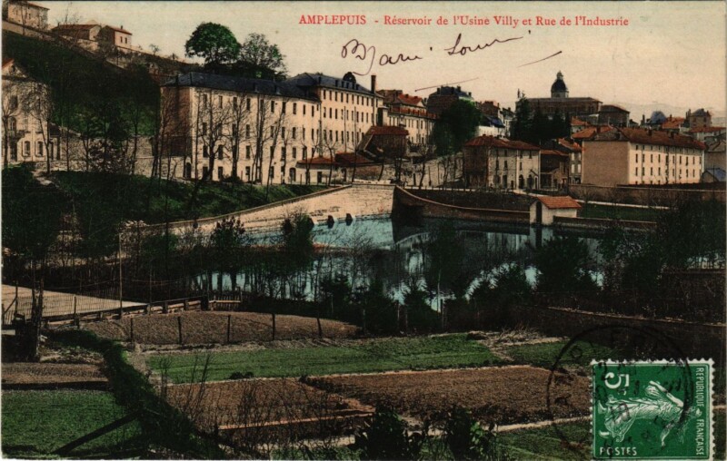 Carte postale ancienne Amplepuis - Reservoir de l'Usine Villy et Rue de l'Industrie à Amplepuis
