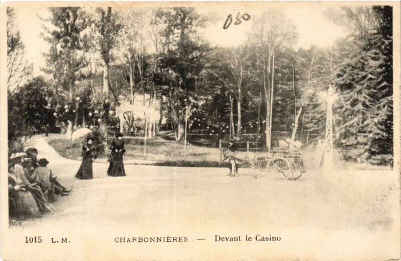 Carte postale ancienne Charbonnieres - Devant le Casino