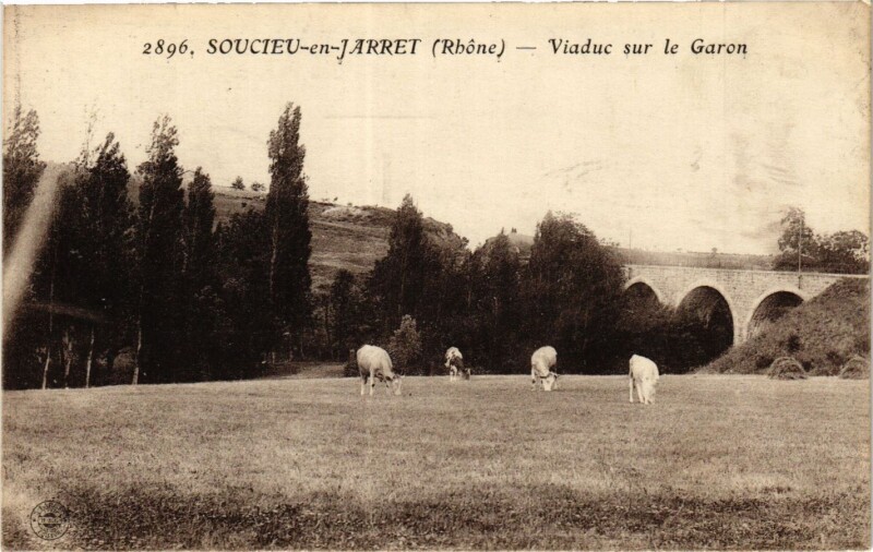 Carte postale ancienne Soucieu-en-Jarret - Viaduc sur le Garon