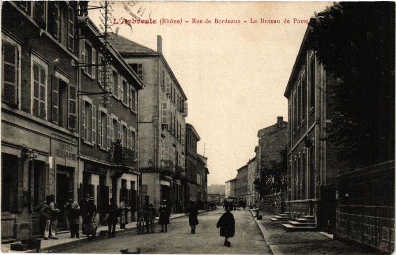 Carte postale ancienne L'Arbiesle - Rue de Bordeaux - Le Bureau de Poste
