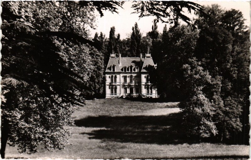 Carte postale ancienne Oullins - Le Chateau de la Bachasse à Oullins