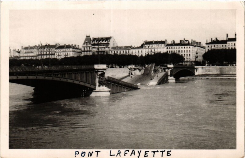 Carte postale ancienne Pont Lafayette