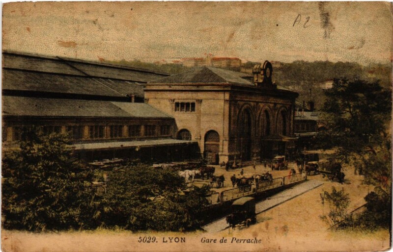 Carte postale ancienne Lyon - Gare de Perrache à Lyon