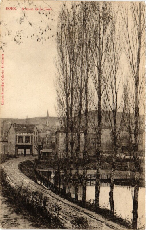 Carte postale ancienne Boen - Avenue de la Gare