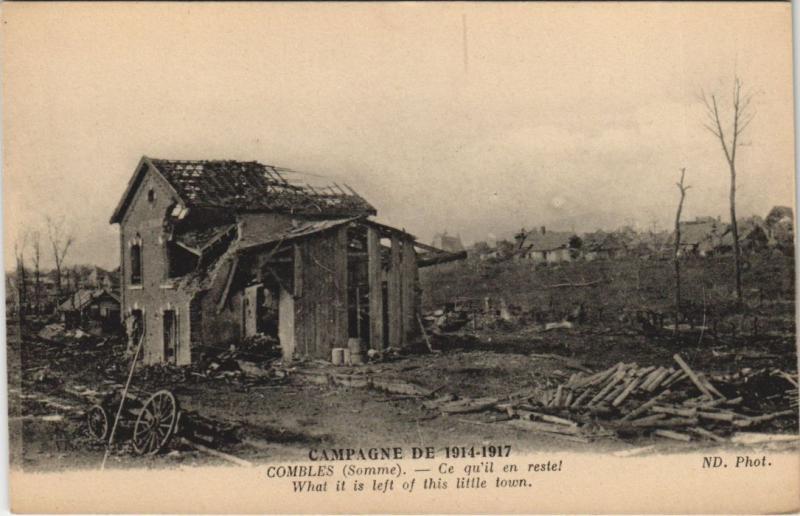 Carte postale ancienne Guerre Combles restes à Combles
